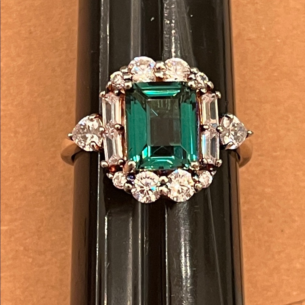 Green Quartz Gemstone .925 Ring Size 10.5